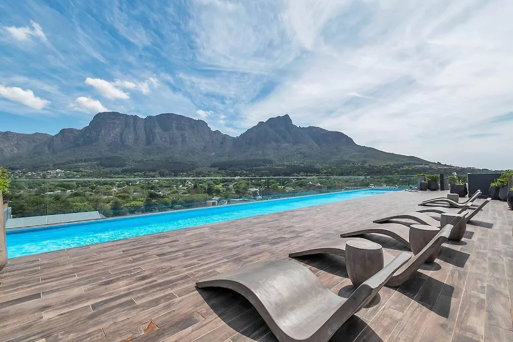 Apartment Rooftop With Breathtaking Views Of Table Mountain. Cape Town